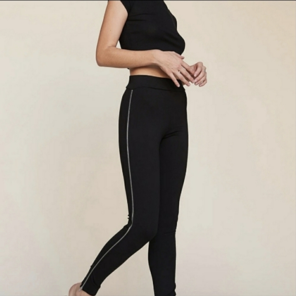 LPA zipper leggings